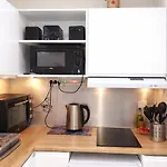 Superbe Avec Son Garage Appartement Nîmes