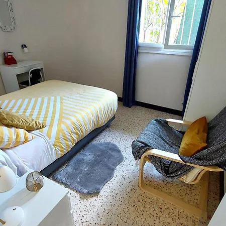 Superbe Et Son Garage Prive Gratuit * Nimes