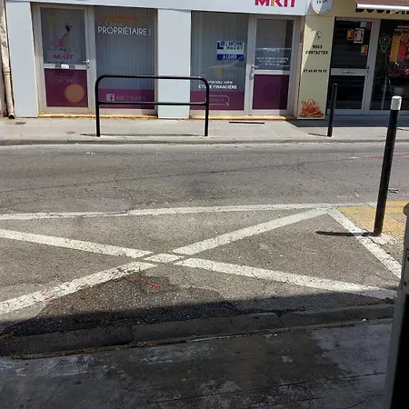 Superbe T2 Avec Son Garage Centre *